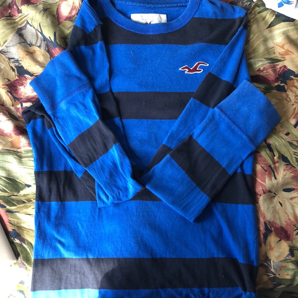 Hollister blue and black striped